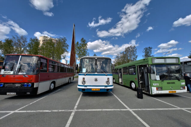 Большинство транспорта старое