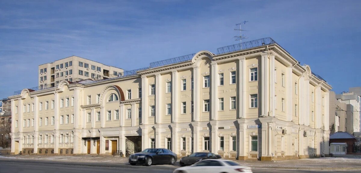 Люди, которые лечат город: истории медицинских центров Екатеринбурга