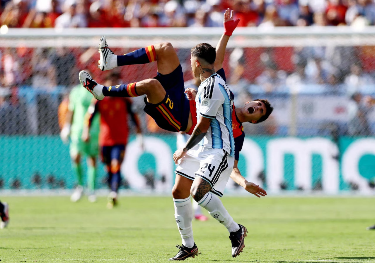 Lee Smith, Reuters