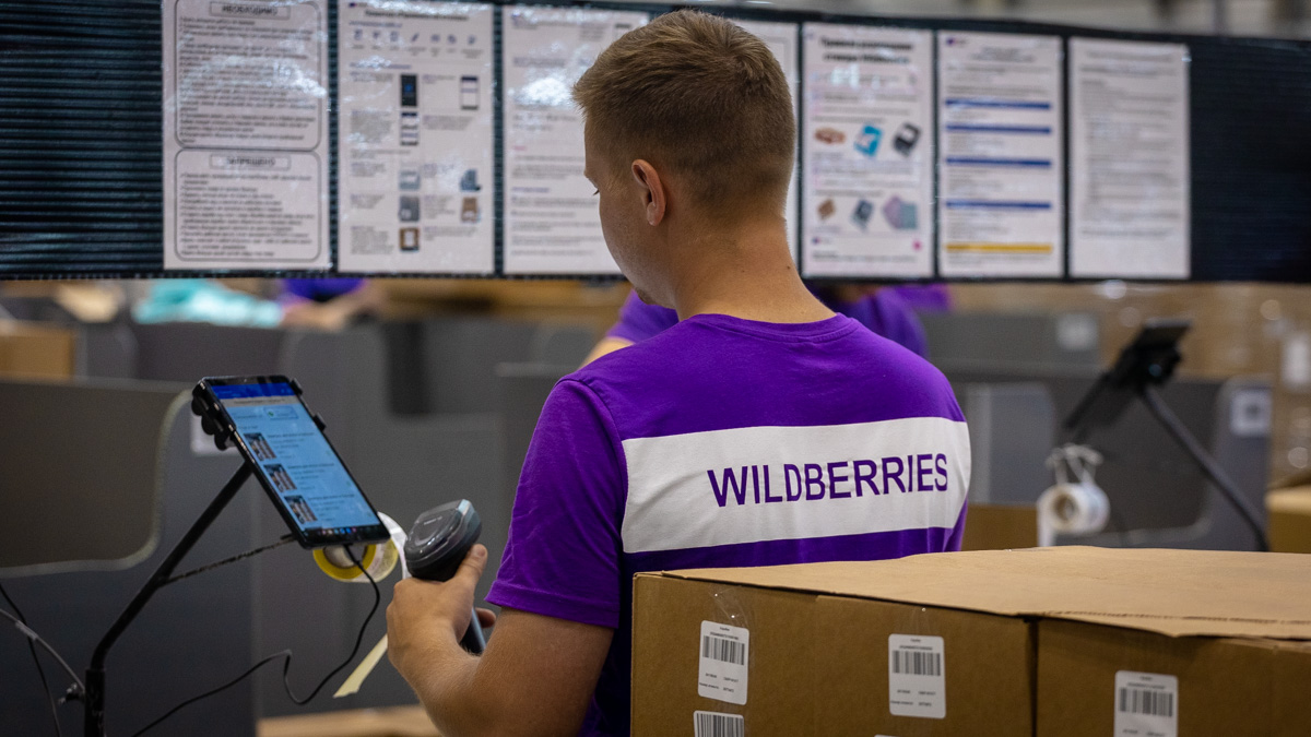На складе Wildberries из-за пожара сгорела часть товаров
